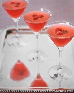 23 Romantic Cocktails For Valentine’s Day