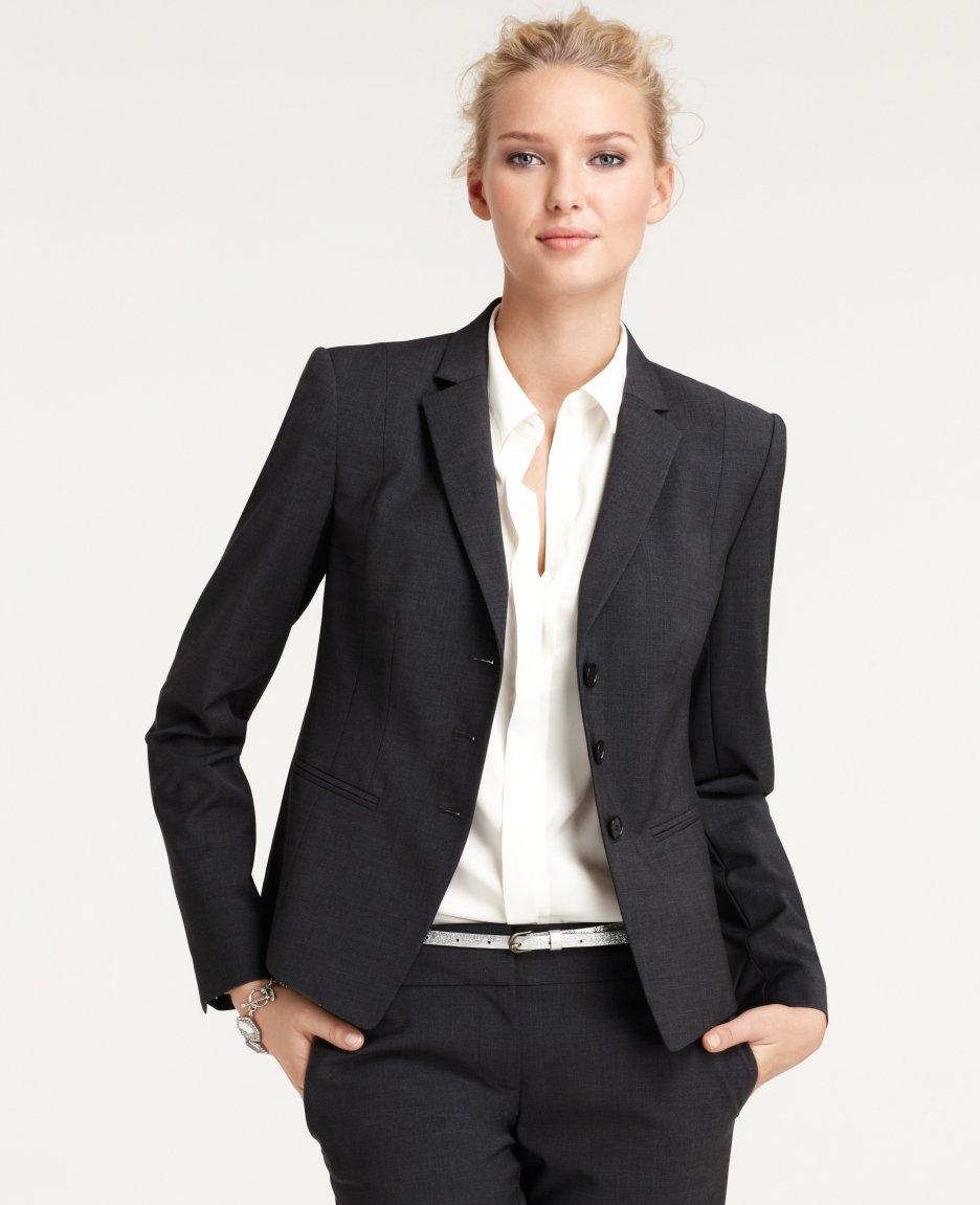 Top Classy Elegant Fashion Combinations For Business Woman