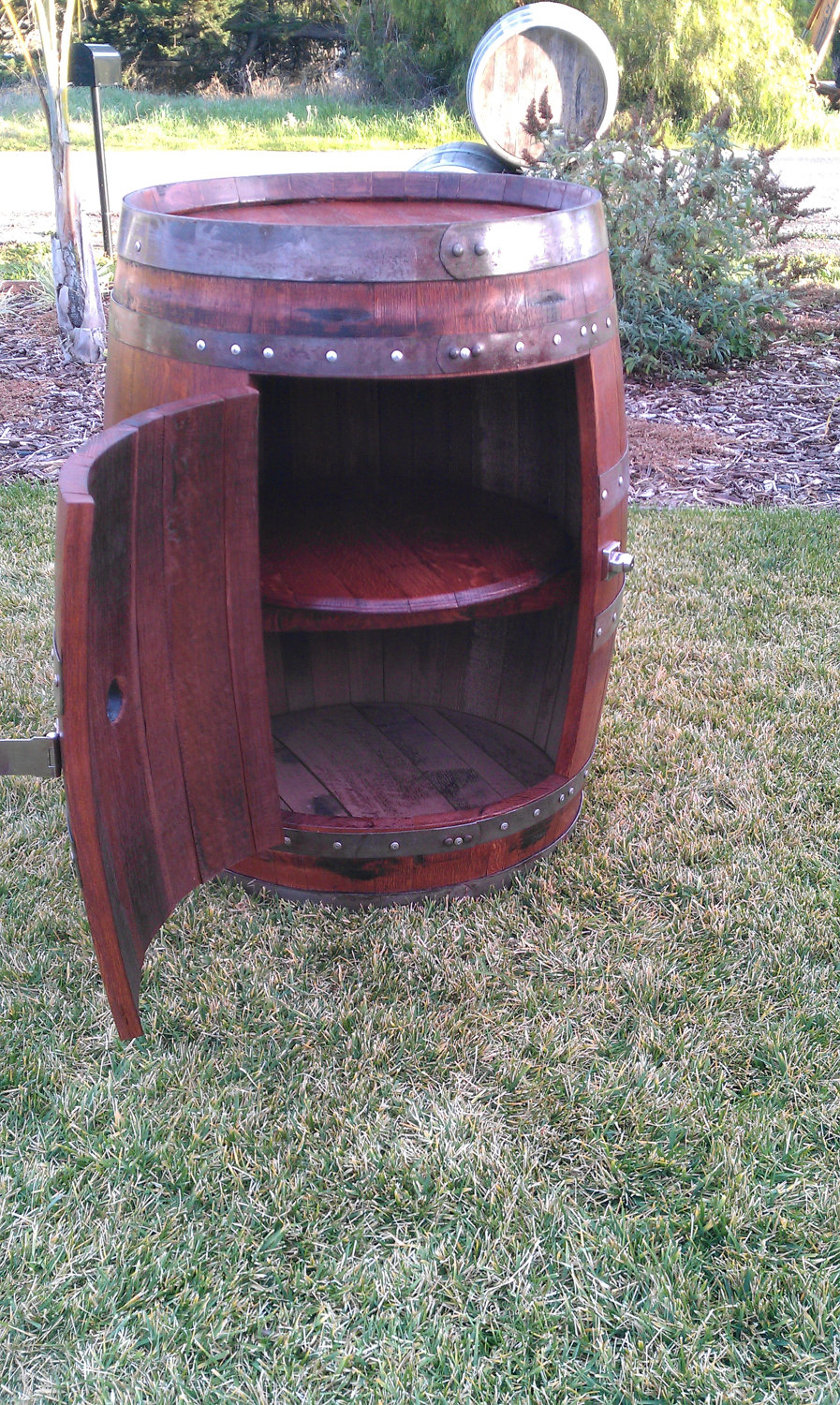 15 Cool Diy Projects From Recycled Wine Barrel Wood Style Motivation