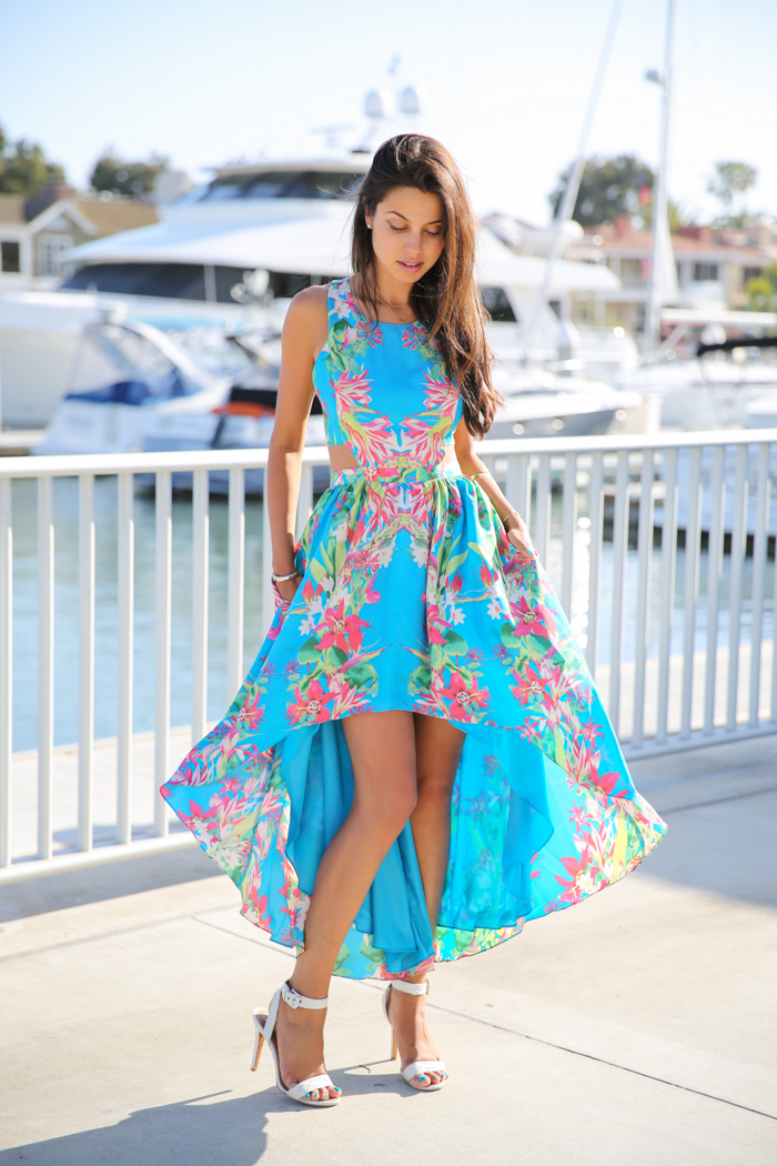 23 Examples of Trendy Floral Dresses for This Season Style Motivation