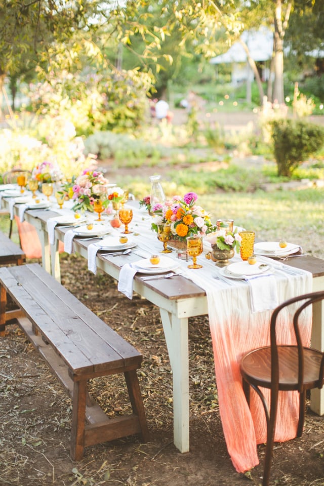 16 Floral Table Decorations For Perfect Summer Wedding - Style Motivation