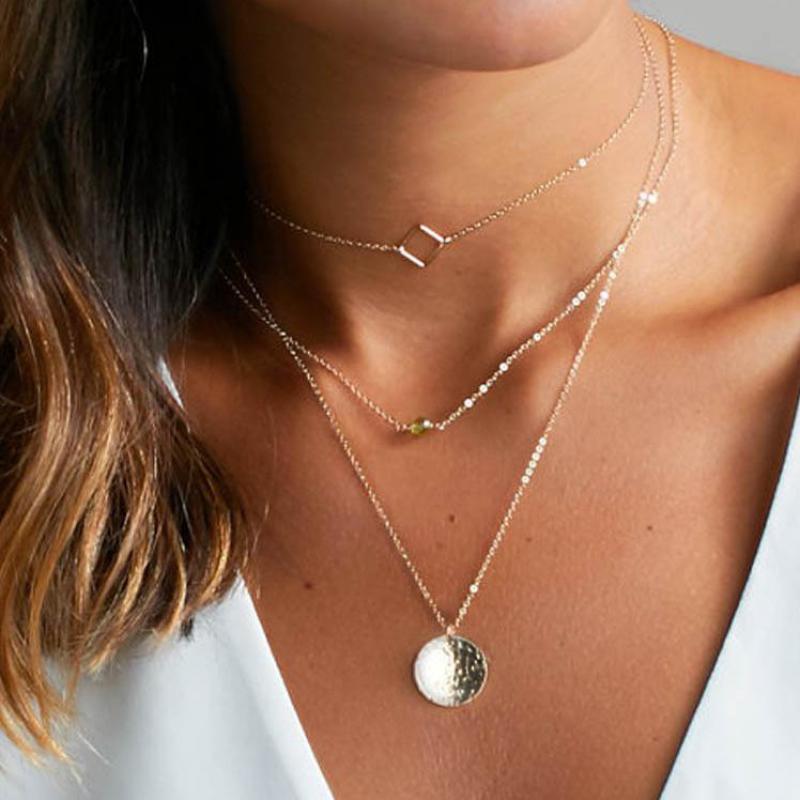 How To Layer Jewelry Tastefully