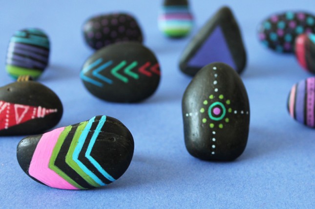 DIY Neon Painted Stone Rings -