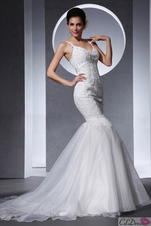 23 Elegant and Glamorous Wedding Dresses