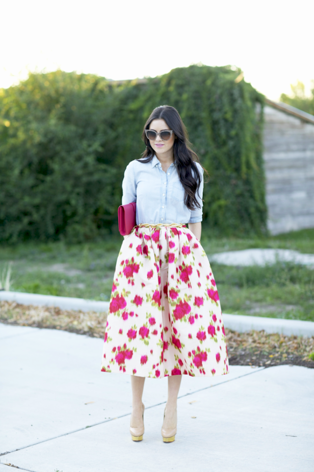 22 Popular Outfit Ideas for This Season