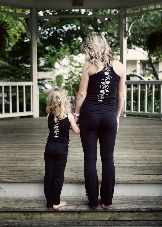 19 Adorable Mothers and Daughters Matching Outfit Ideas