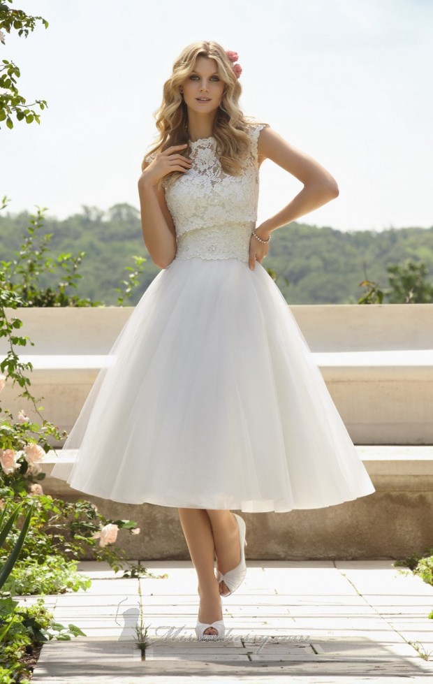 23 Beautiful Short Wedding Dresses - Style Motivation