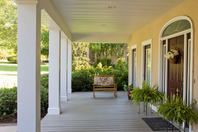 18 Great Traditional Front Porch Design Ideas