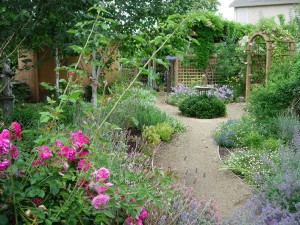 20 Great Ideas for Perfect Garden Path