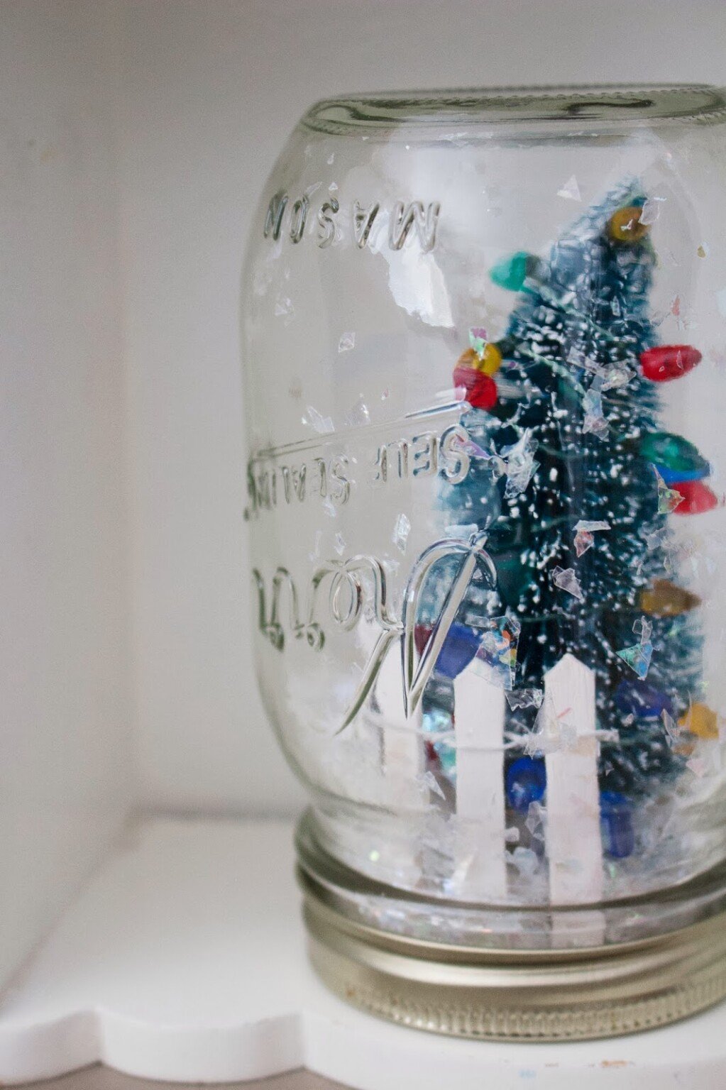 18-cute-and-creative-diy-snow-globe-ideas