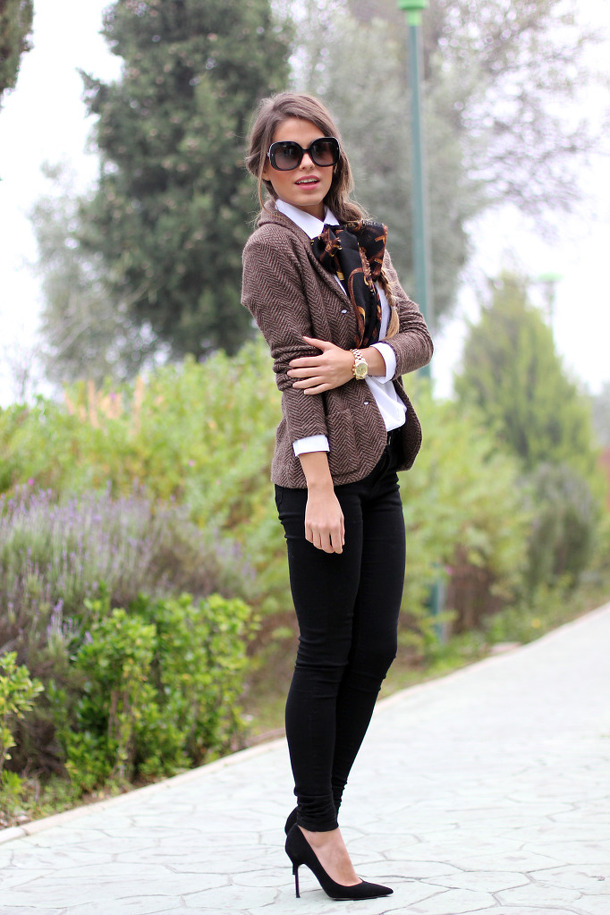 20 Amazing Office Chic Outfit Combinations (1)