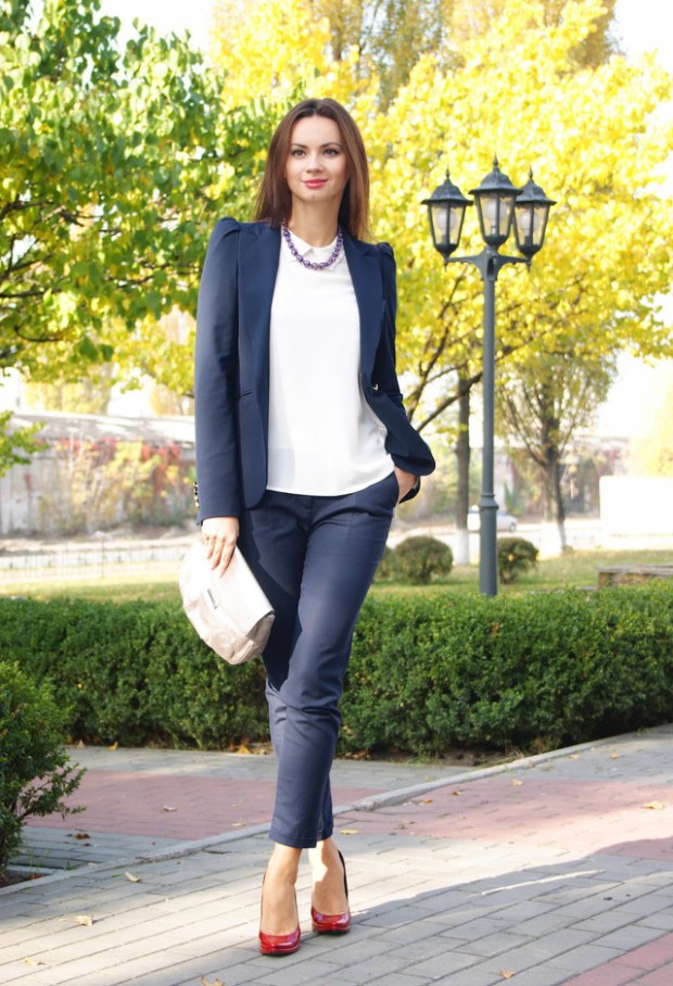 20 Amazing Office Chic Outfit Combinations (10)
