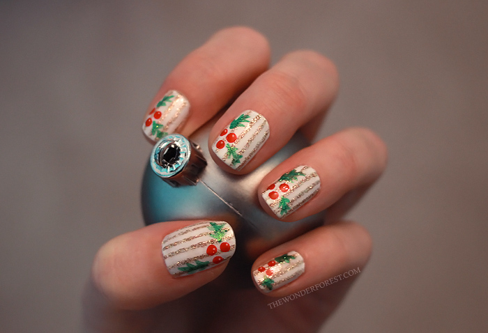 20 Festive Nail Art Ideas for New Year’s Eve