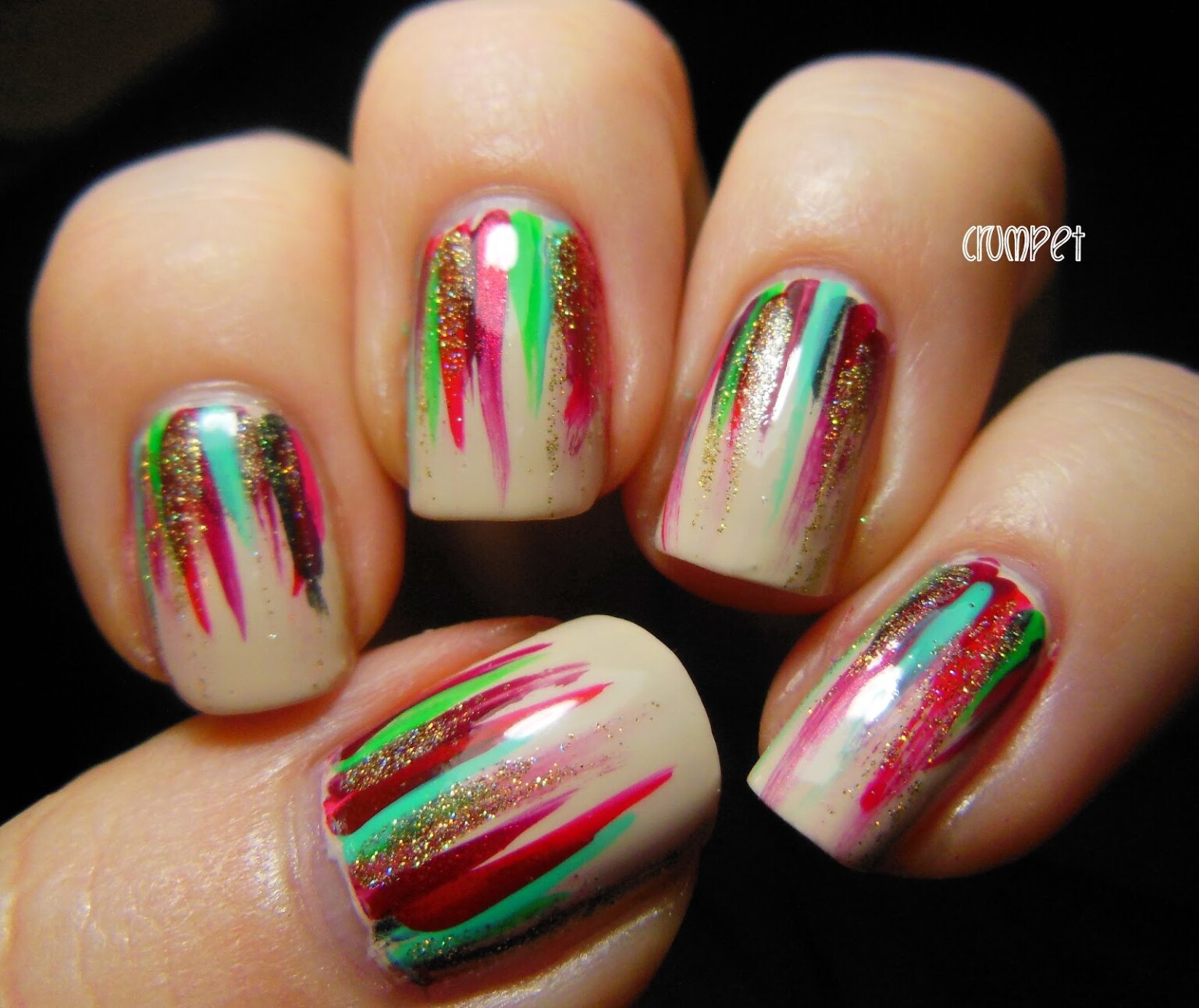 20 Festive Nail Art Ideas for New Year’s Eve