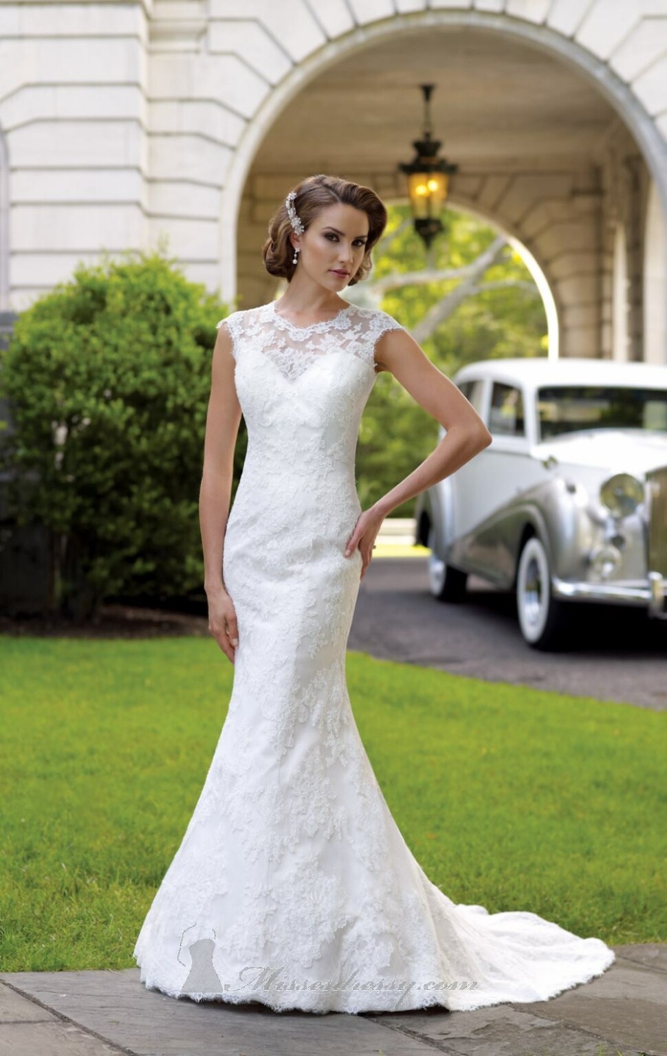 20 Lace Wedding Dresses For Romantic Brides 7432