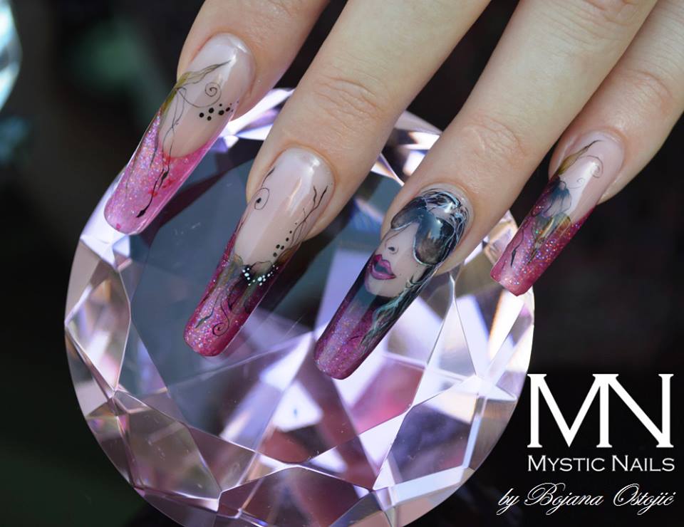 22 Unique and Extravagant Nail Designs