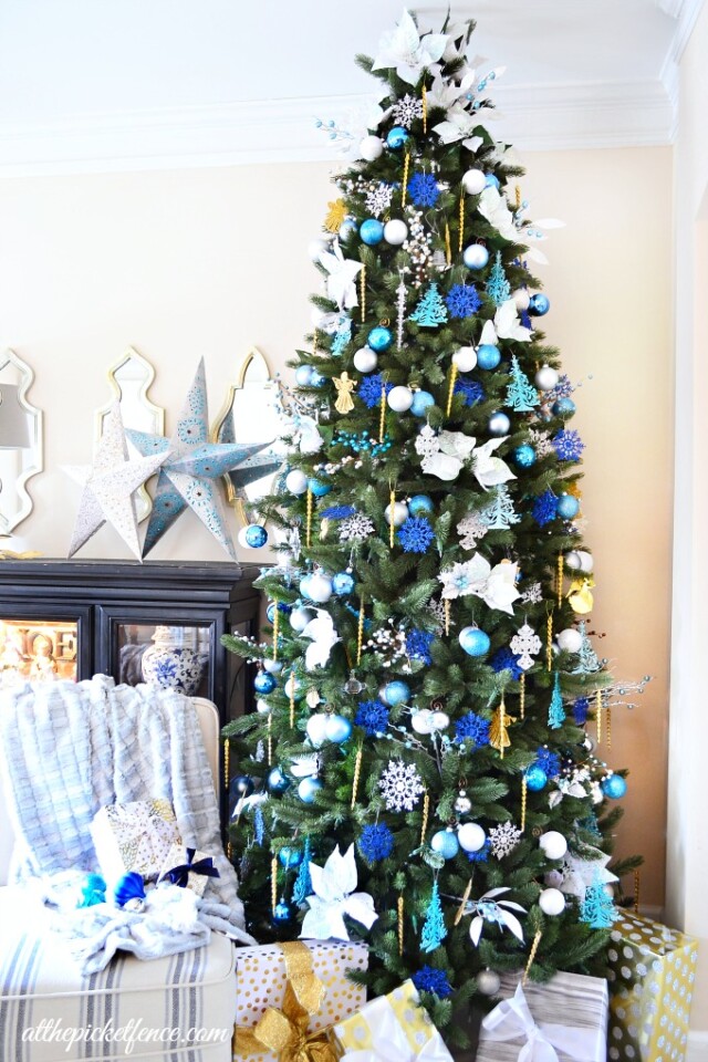 15 Christmas Tree Decoration Ideas that will Make Your Home Adorable