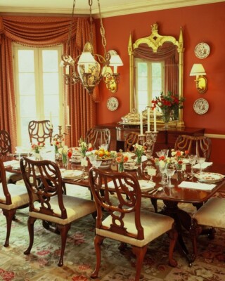 19 Luxury Dining Rooms in Traditional Style