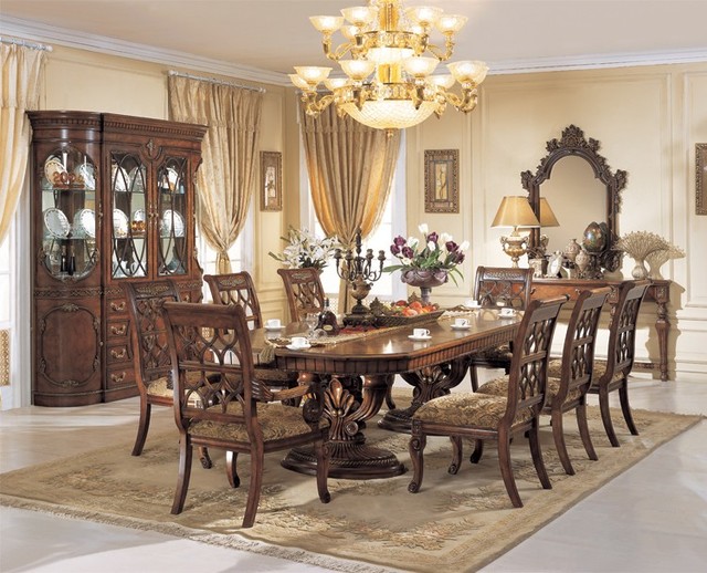 19 Luxury Dining Rooms in Traditional Style