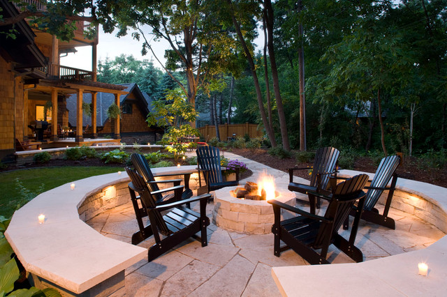 18 Great Fire Pit Ideas for Your Outdoor Area