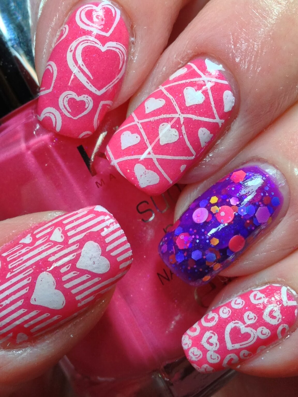 Glittery Valentine'S Day Nails