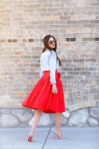 Hot Fashion Trend: Midi Skirts