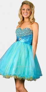 20 Glamorous Short Prom Dresses