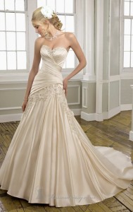 20 Elegant Strapless Wedding Dresses