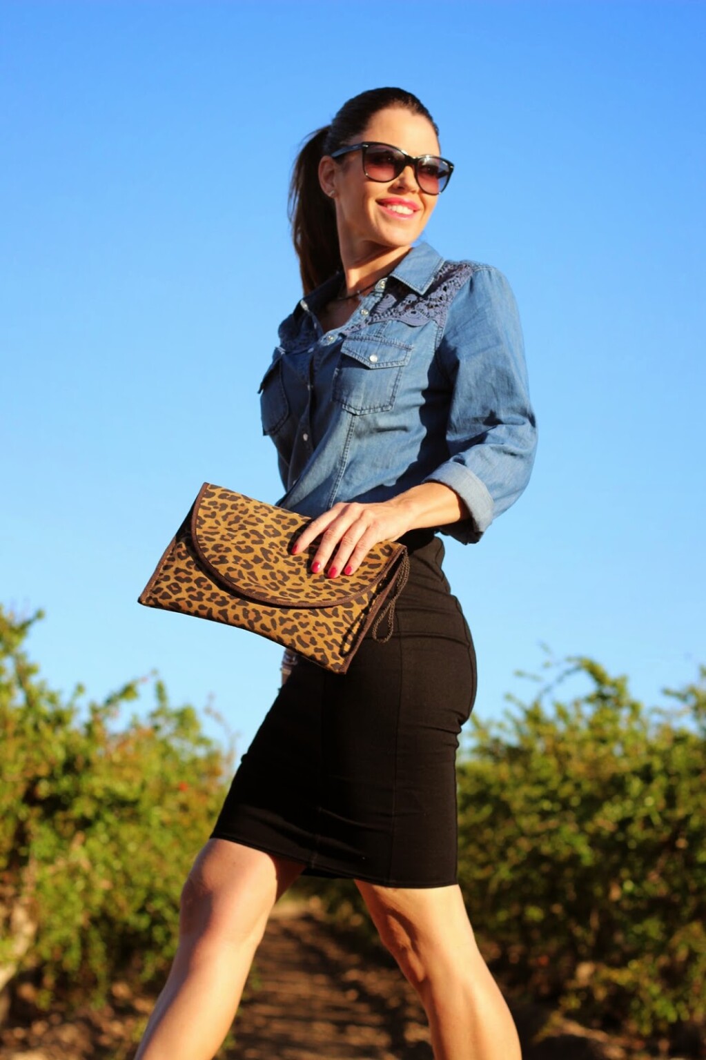 22 Interesting Ways How To Wear Pencil Skirt For Sexy Look