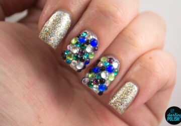 Blinking Nails for Summer- 15 Sparkly and Glitter Nail Art Ideas - summer nail design, nails with sparkles, nail art ideas, Glitter nails