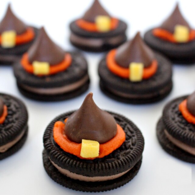 17-spooky-and-delicious-halloween-desserts-and-treats-recipes