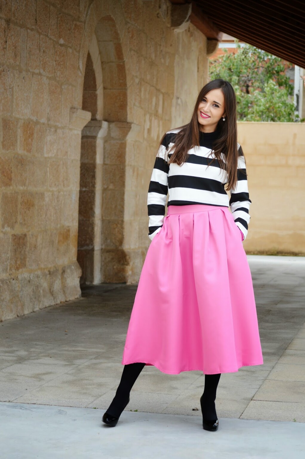 Chic Ways To Wear Your Midi Skirt During Winter 23 Outfit Ideas 6896