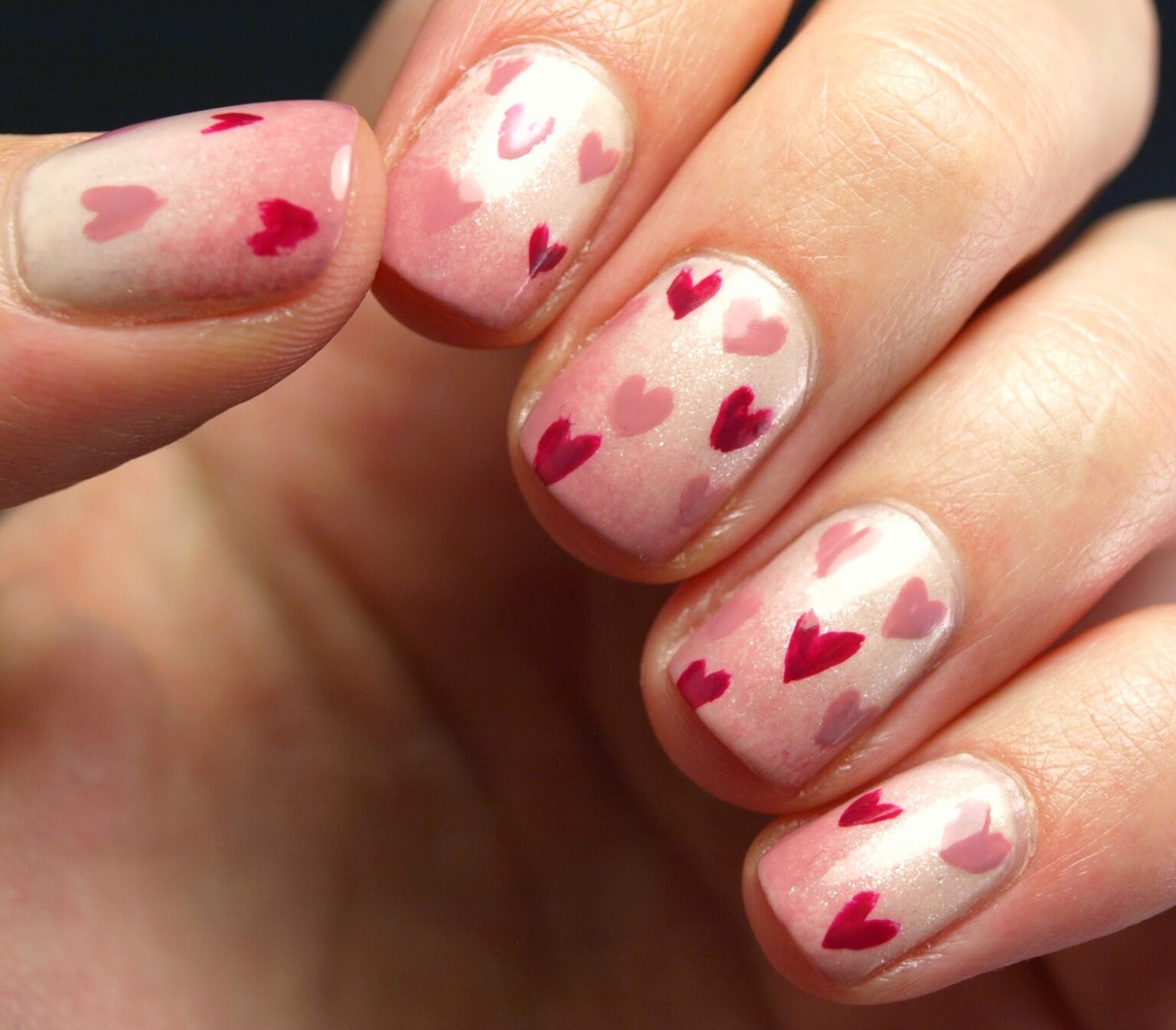 24 Cute Nail Art Ideas for Valentine's Day