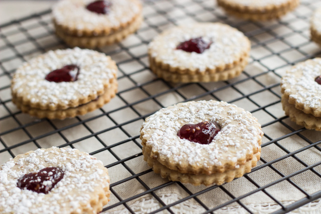 16 Sweet and Tasty Dessert Ideas for Valentine’s Day