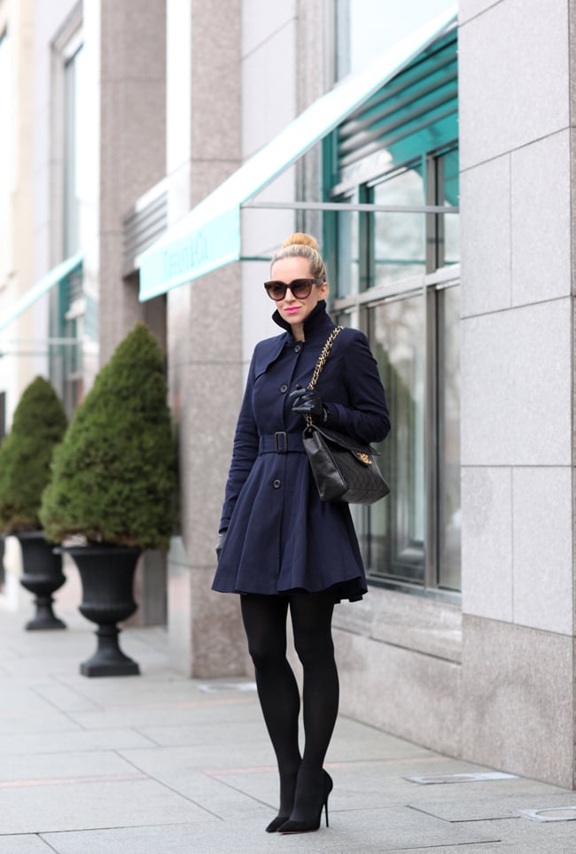 25 Stylish Navy Outfit Ideas for Perfect Look