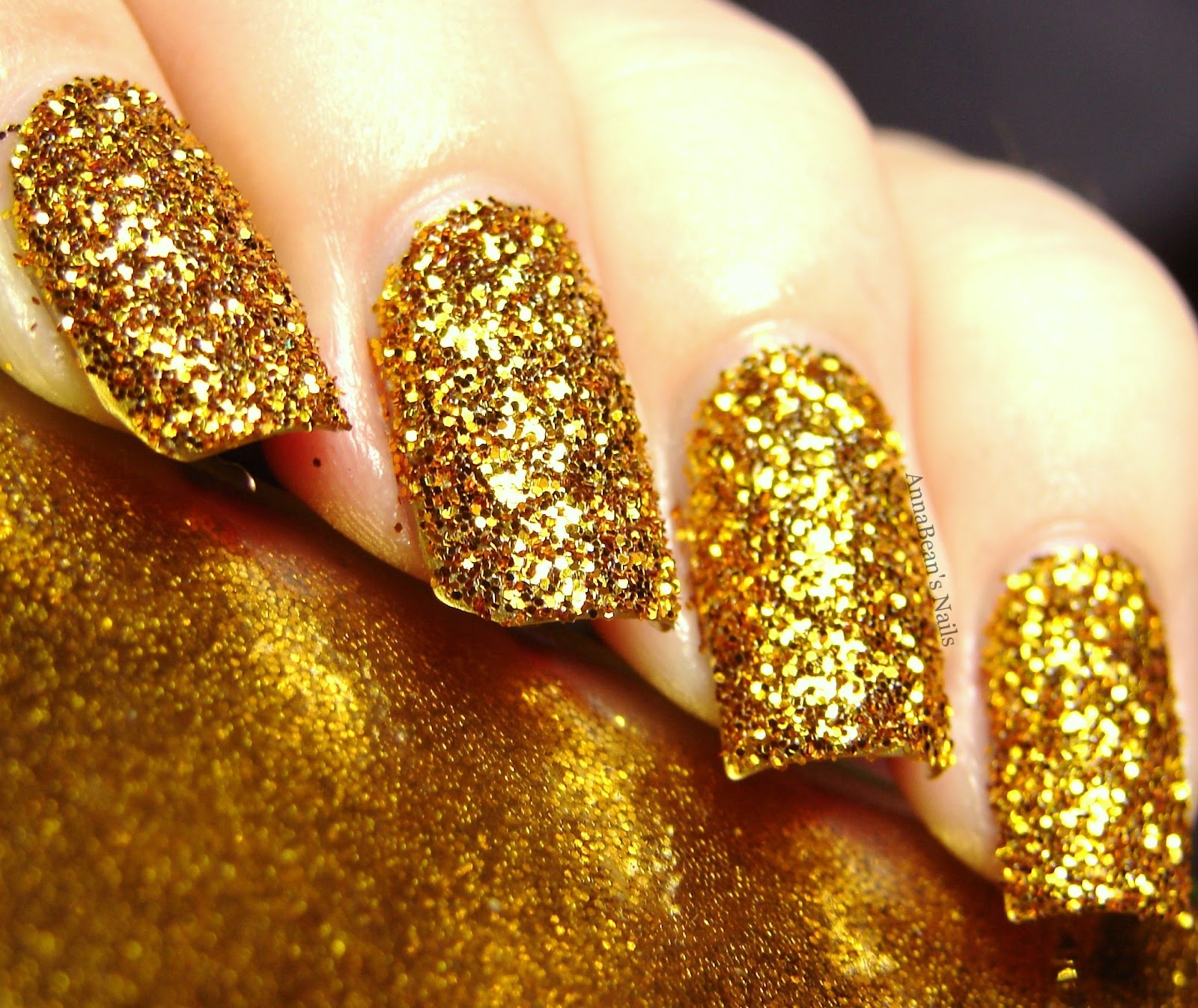 Glittery Gold Nails