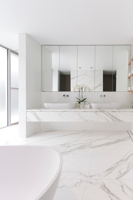 18 Stunning Marble Bathroom Design Ideas