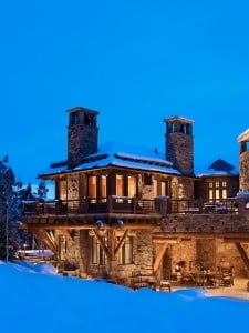 18 Stunning Mountain Houses With Rustic Exterior