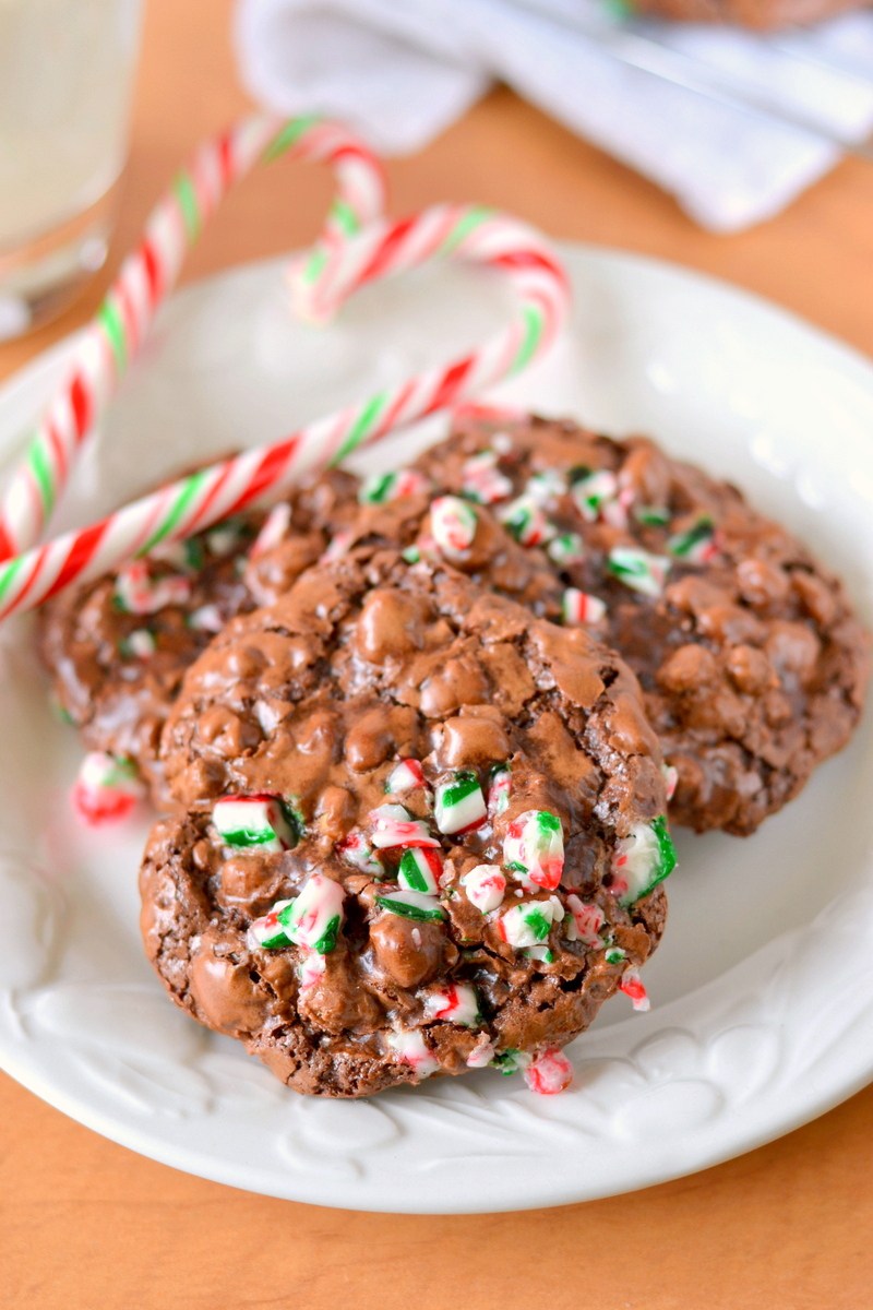 16 Tasty Candy Cane Dessert Recipes