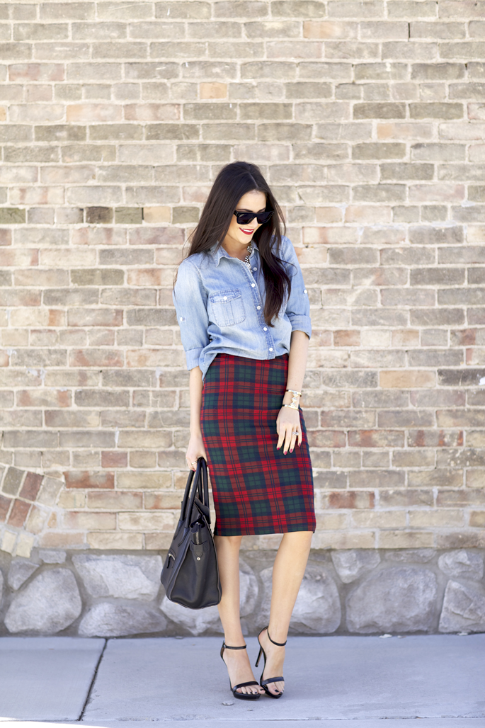 Outfit Inspiration: 16 Stylish Ways to Wear a Pencil Skirt This Season