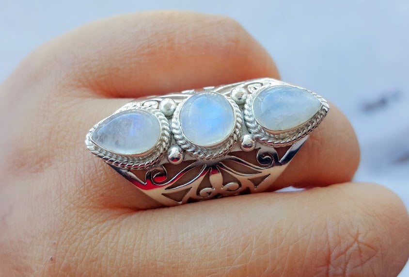 15 Enchanting Handmade Moonstone Jewelry Designs You're Going To Adore