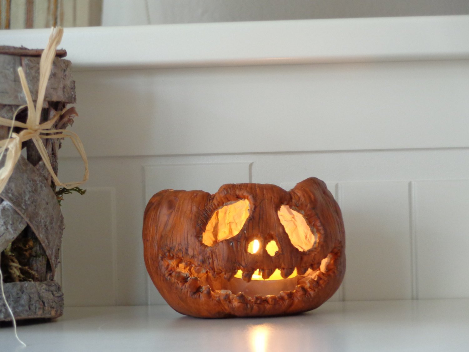 16 Scary And Creative Handmade Halloween Decorations For Your Halloween ...