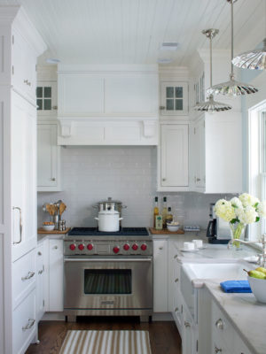 18 Small yet Functional Kitchen Design Ideas