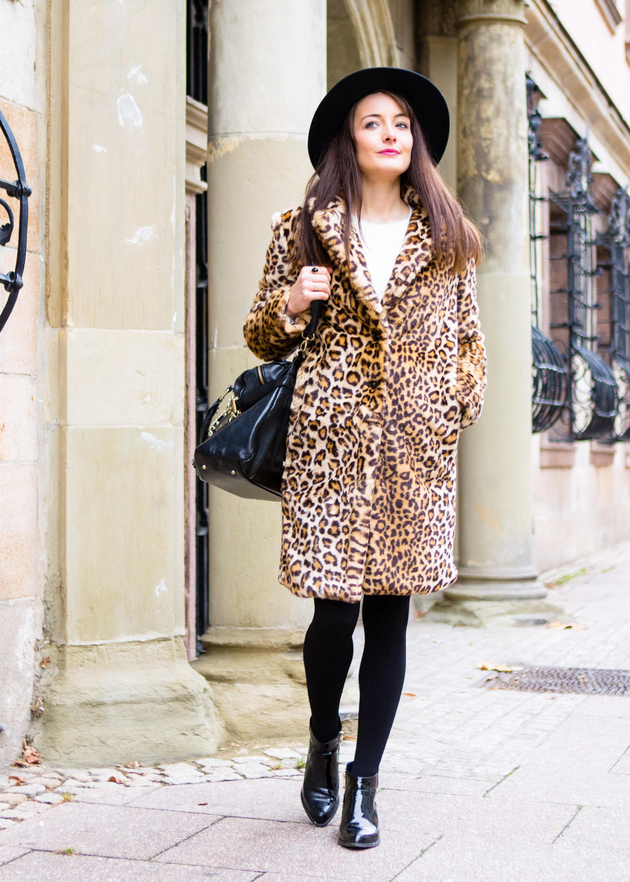 Winter Coat: 18 Adorable Outfit Ideas for Cold Days