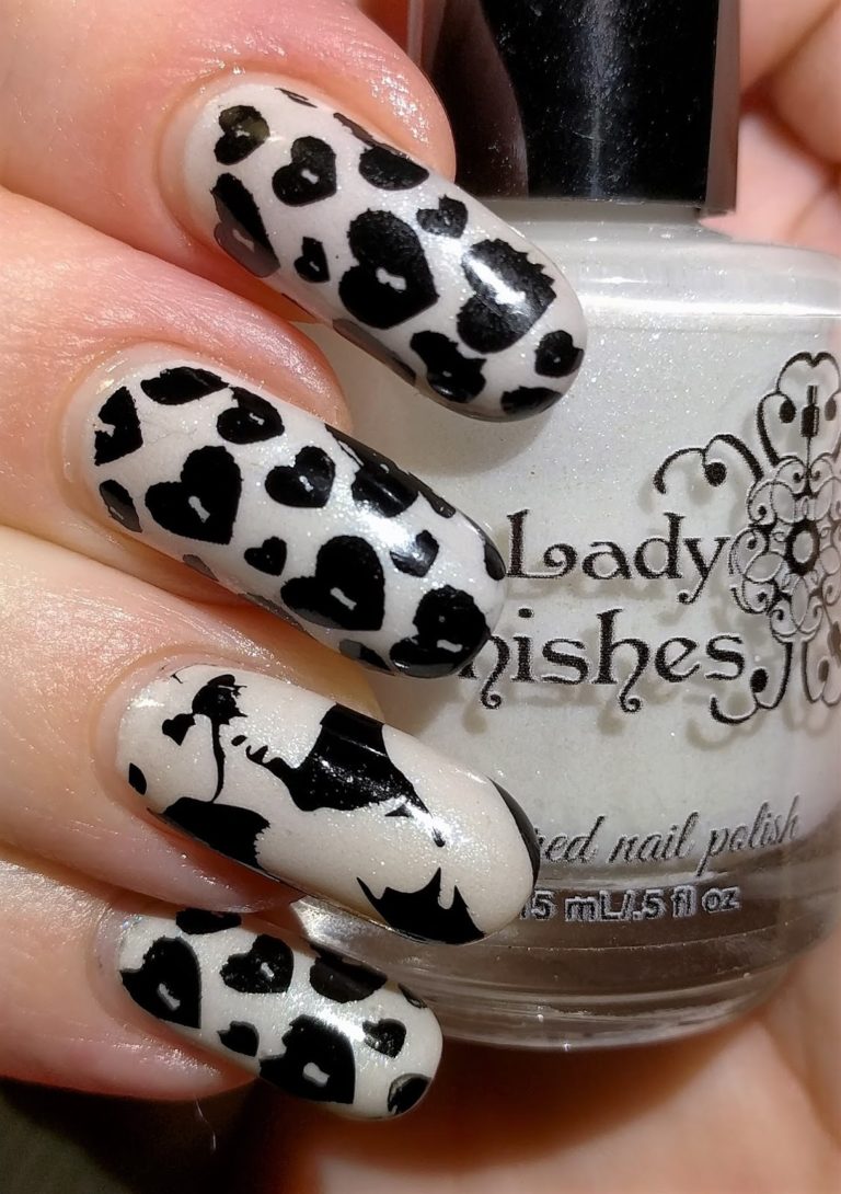 15 Unique Black and White Valentine’s Day Nail Art Ideas