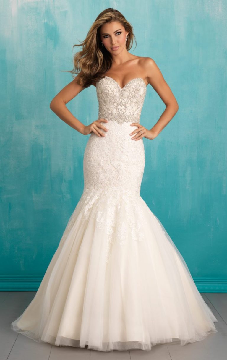 17 Winter Wedding Gowns You'll Love