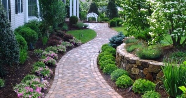 5 Reasons Landscaping Matters to Your Home