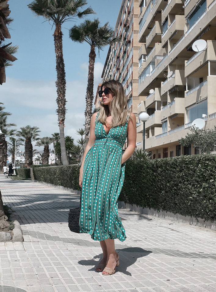 15 Perfect Midi Dress Outfit Ideas for Hot Summer Days