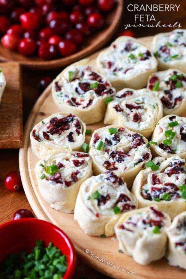 15 Thanksgiving Appetizers To Feed A Crowd