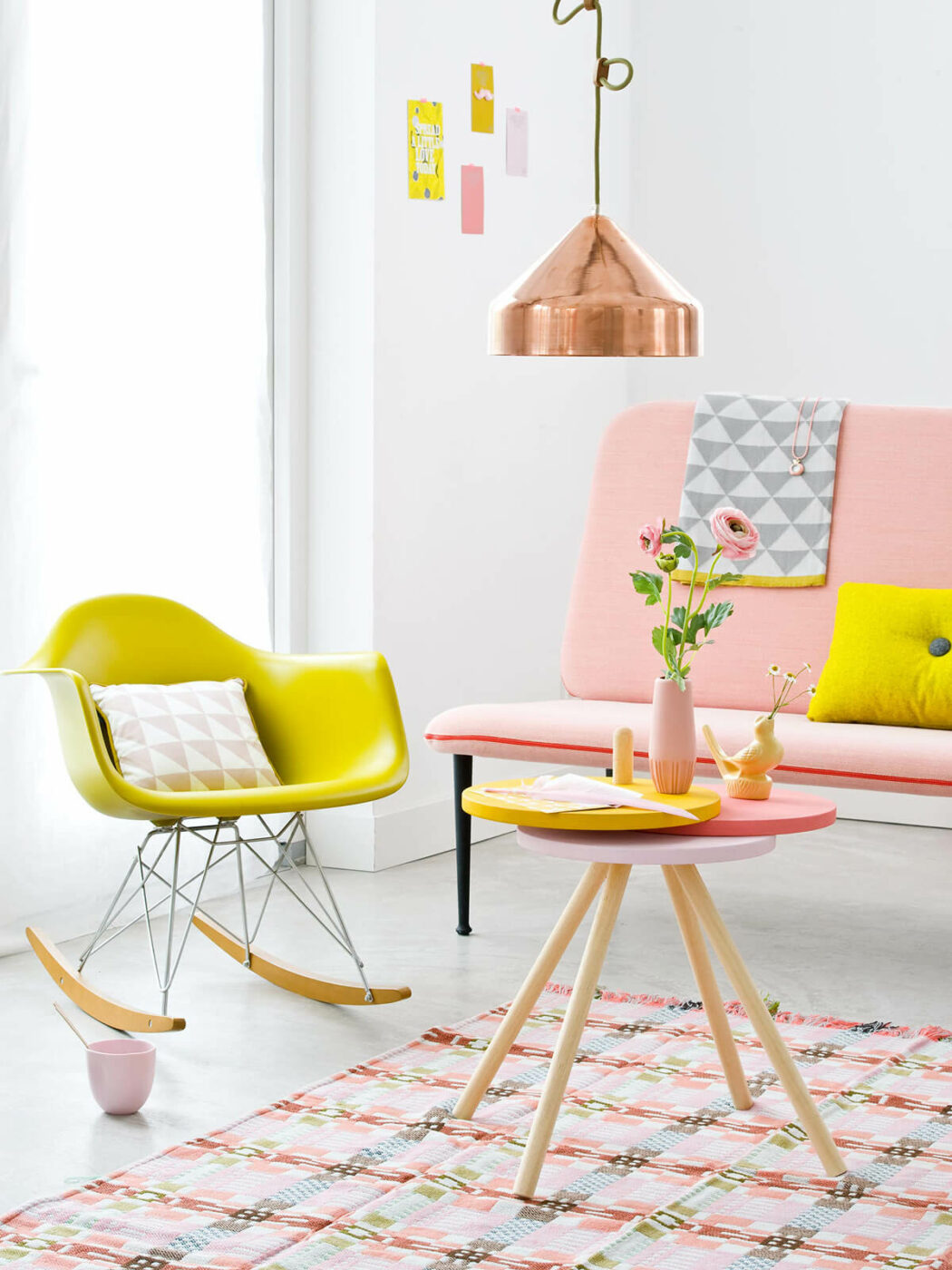 Pucker-Up Pink Lemonade Retro Sitting Room